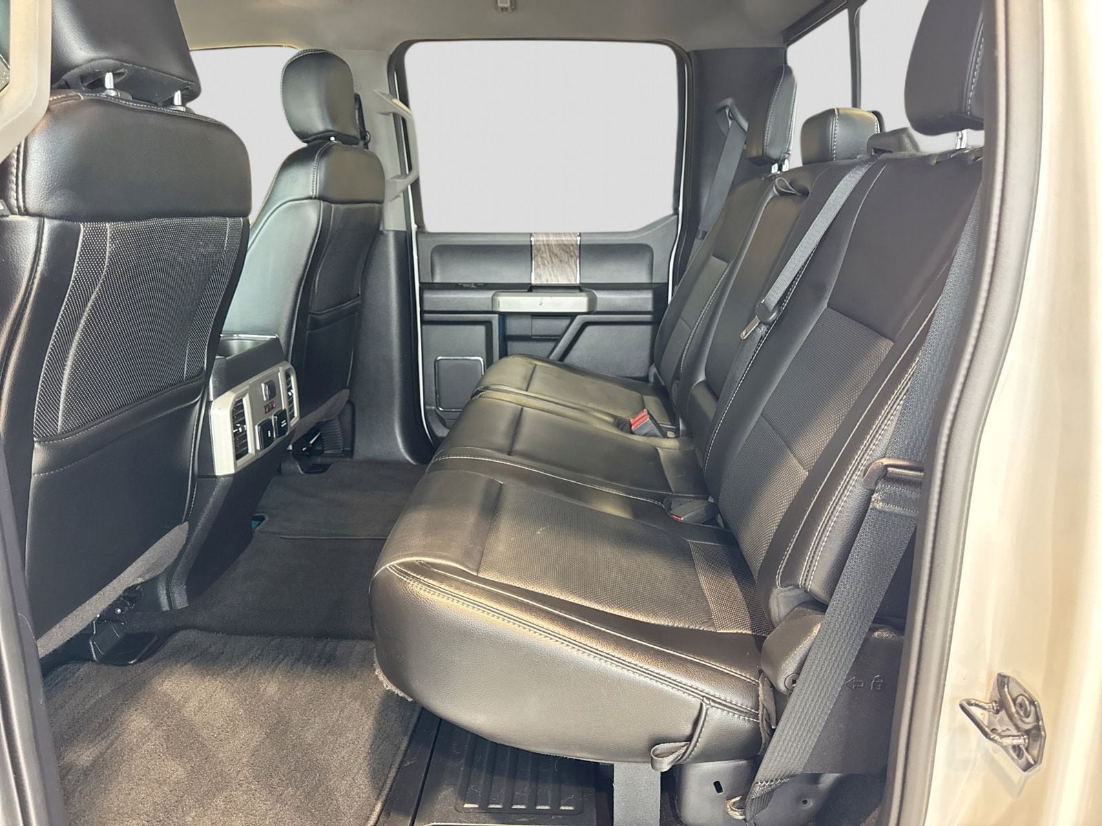 Thumbnail: 2019 Ford F-250 - 5