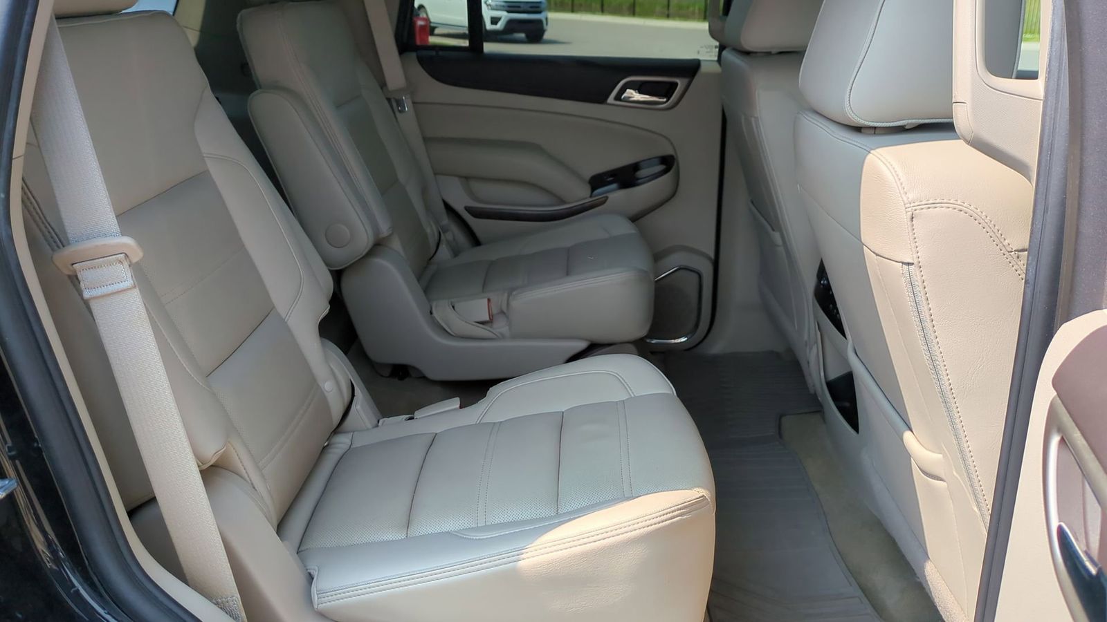Thumbnail: 2018 GMC Yukon - 23