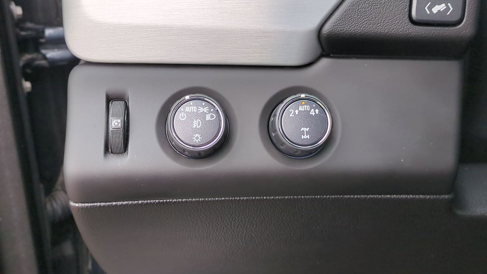 Thumbnail: 2019 GMC Yukon - 19
