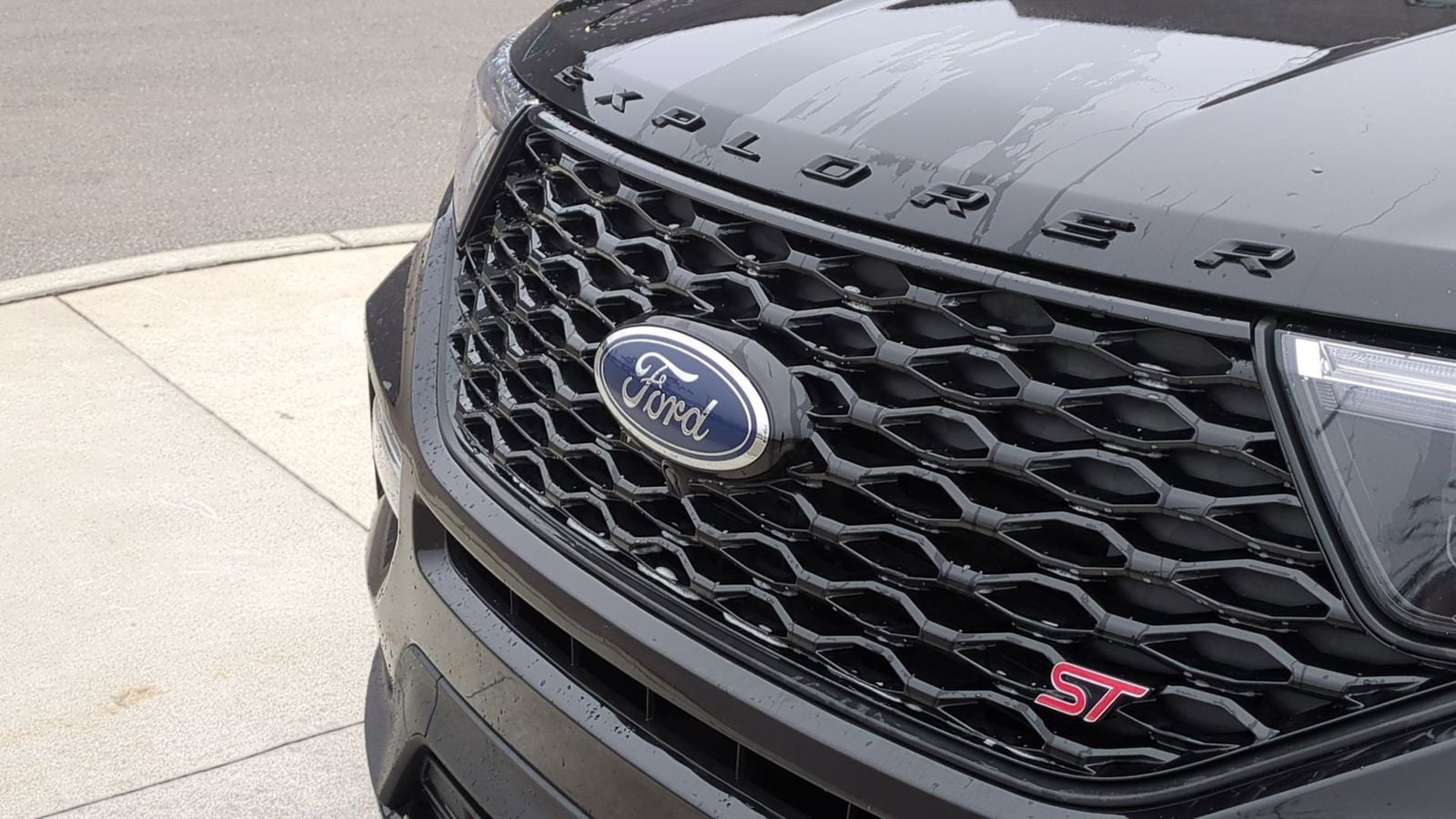 Thumbnail: 2021 Ford Explorer - 12