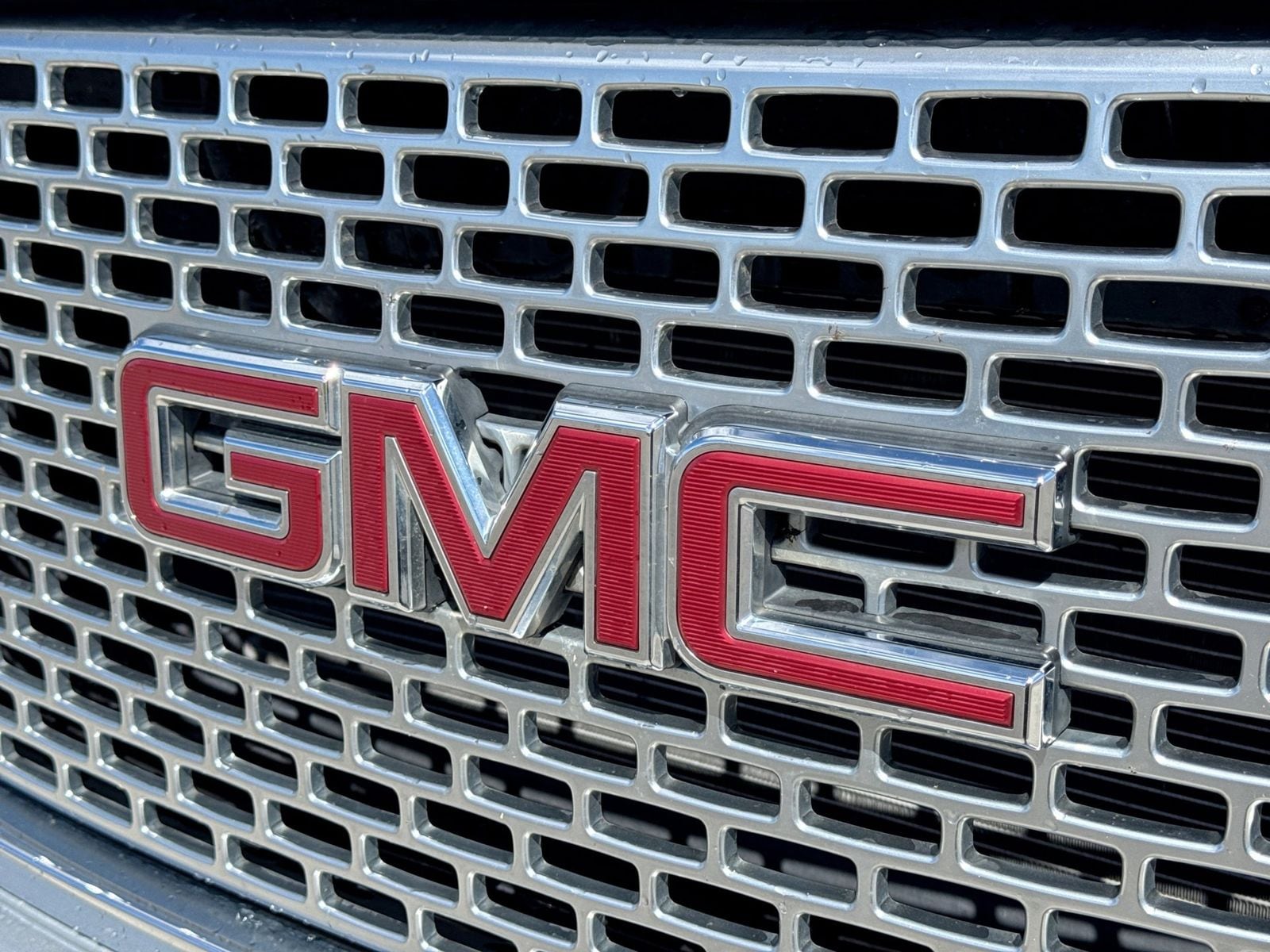 Thumbnail: 2016 GMC Yukon - 14