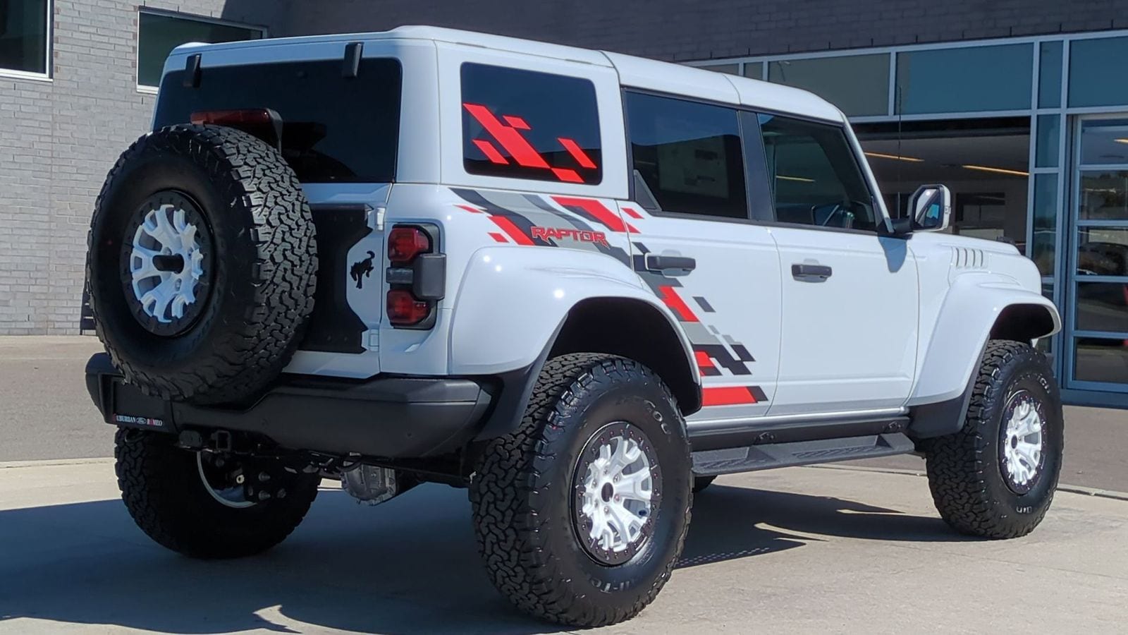 Thumbnail: 2025 Ford Bronco - 7