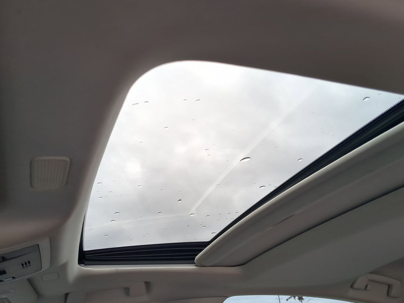 Thumbnail: 2021 Lexus ES - 23