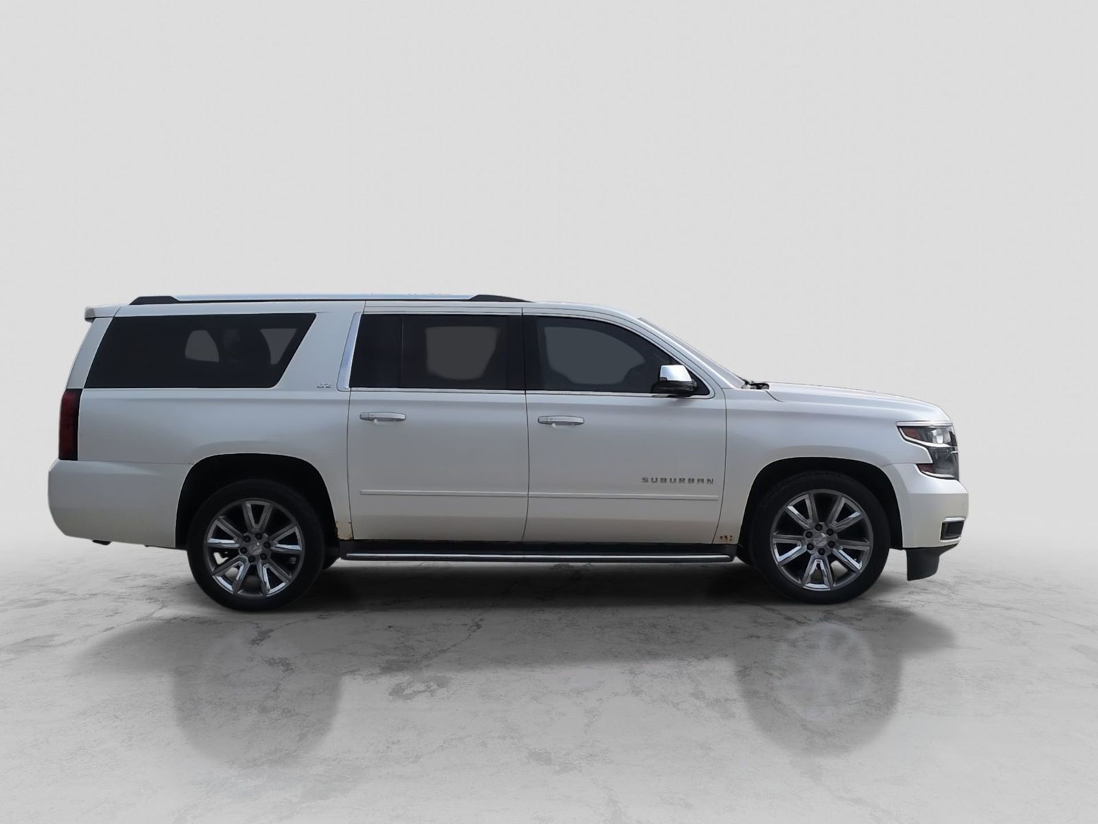 Thumbnail: 2015 Chevrolet Suburban - 9