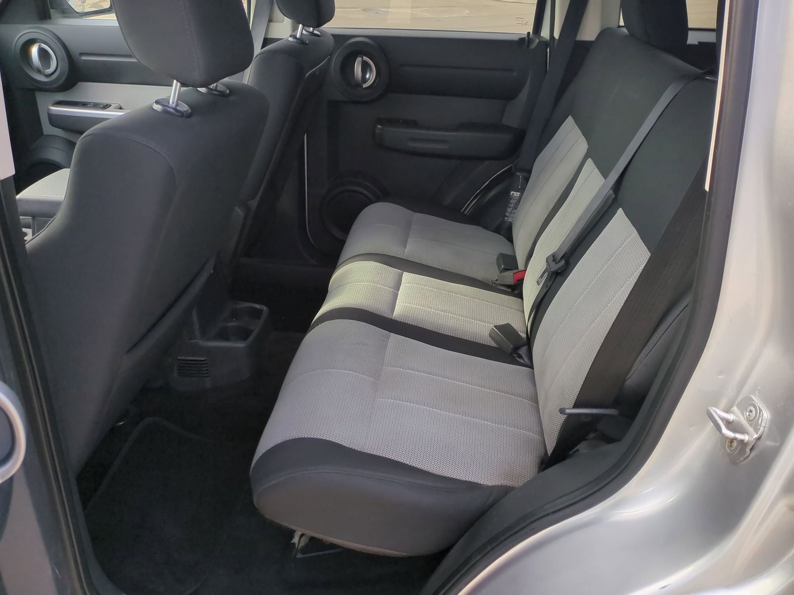 Thumbnail: 2007 Dodge Nitro - 19