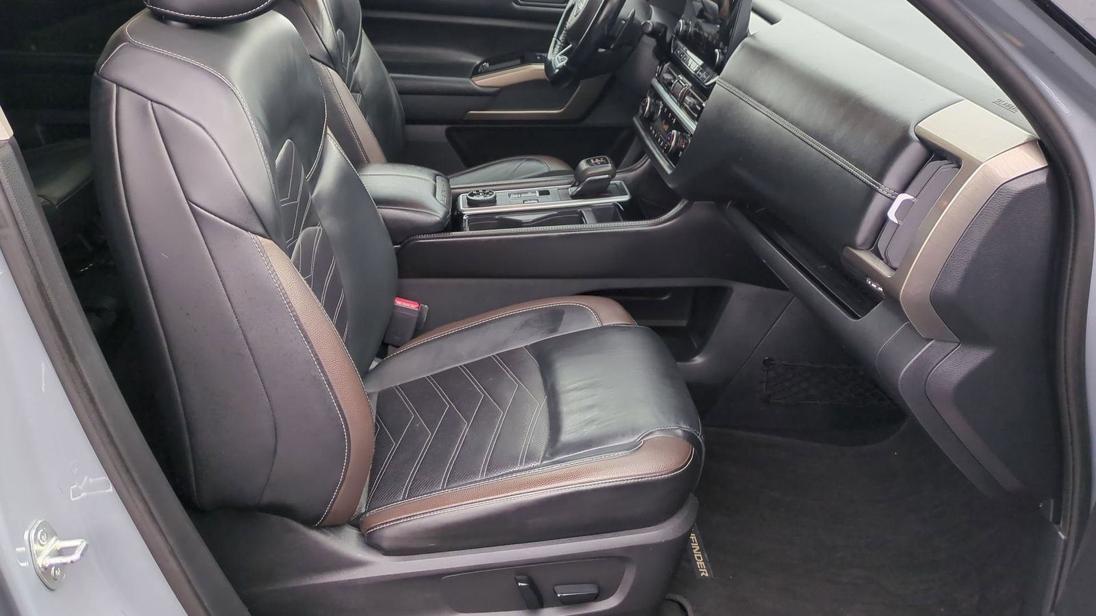 Thumbnail: 2022 Nissan Pathfinder - 21