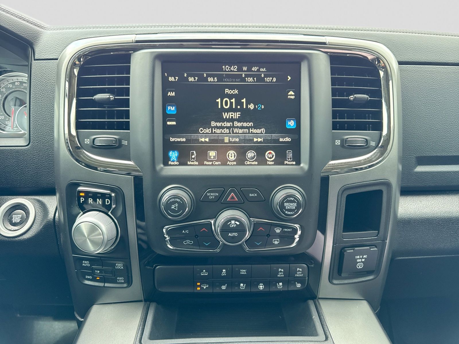 Thumbnail: 2017 RAM 1500 - 32