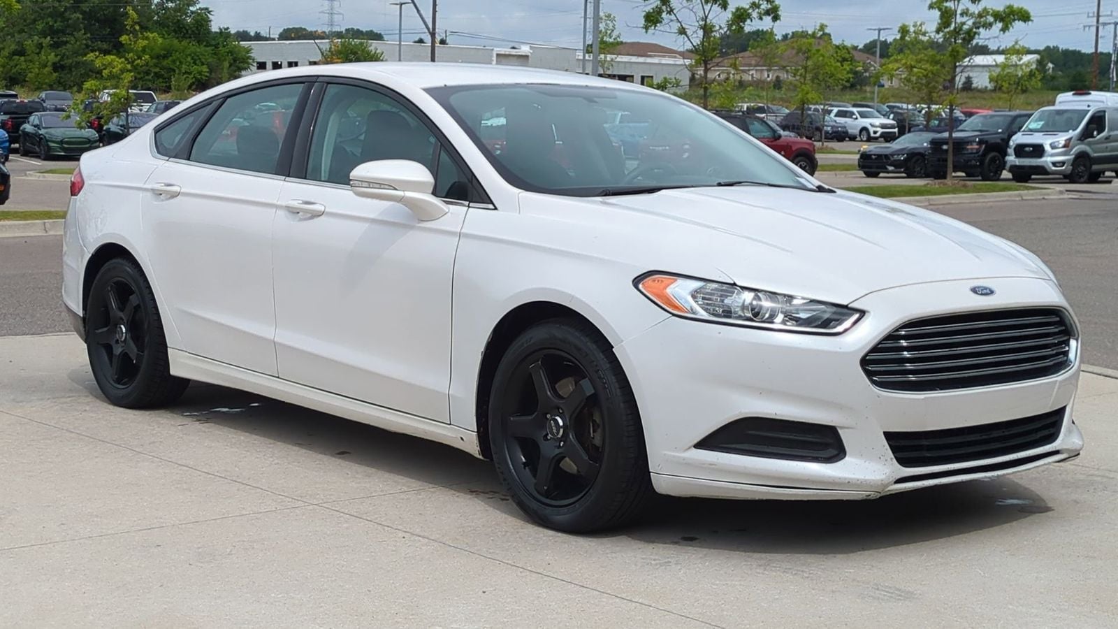 Thumbnail: 2014 Ford Fusion - 9