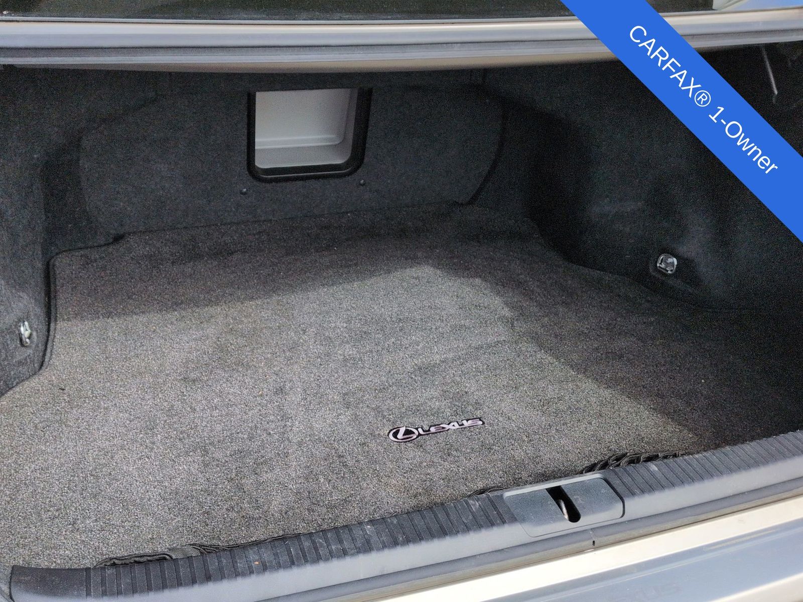 Thumbnail: 2016 Lexus ES - 38