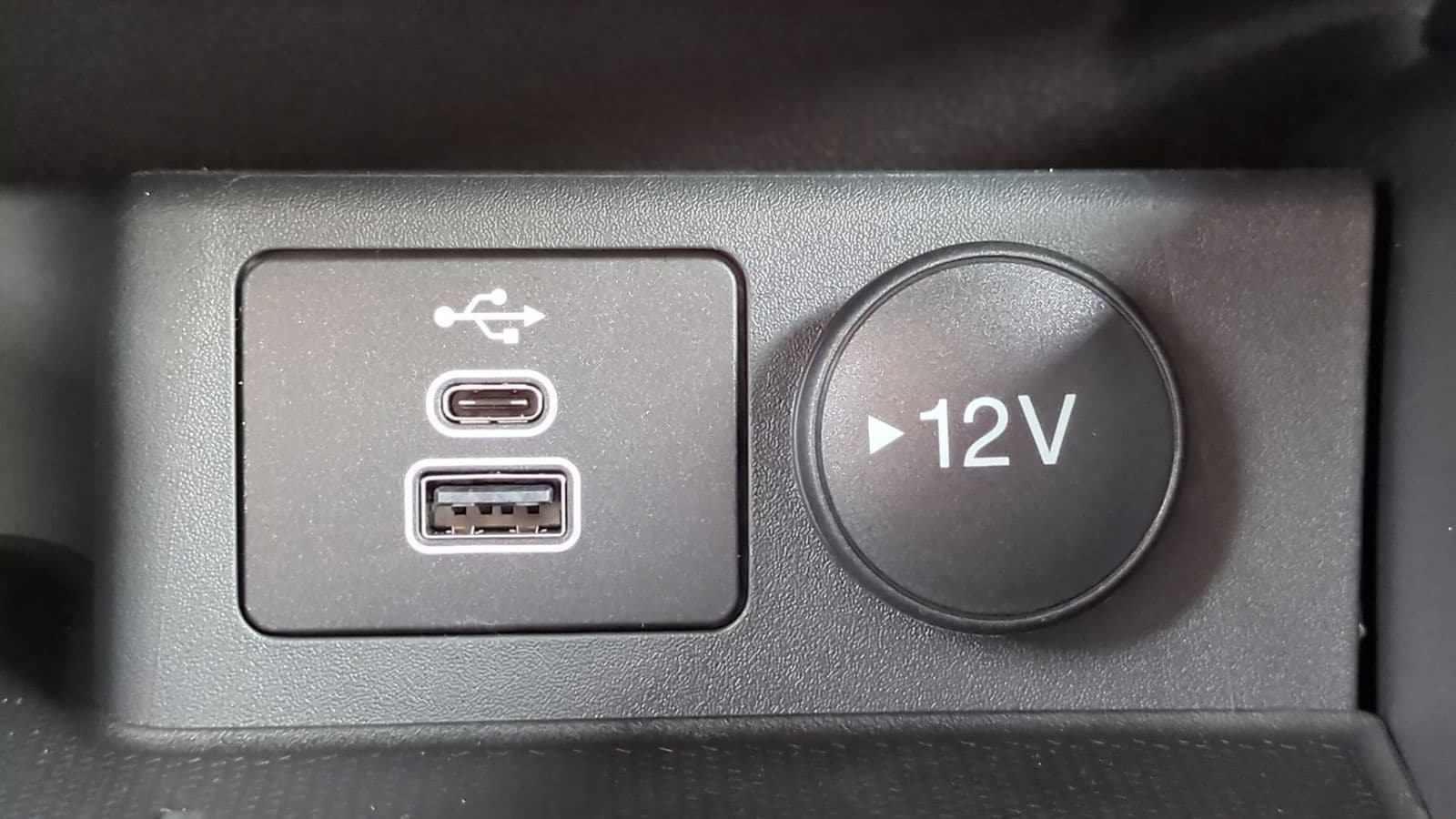 Thumbnail: 2025 Ford Escape - 30