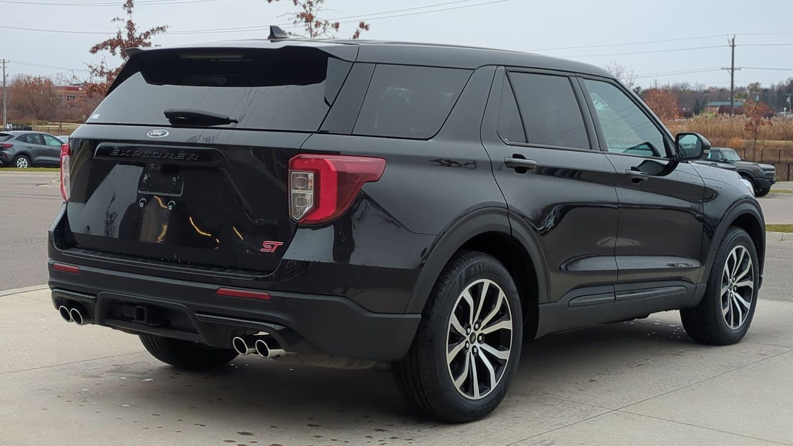 Thumbnail: 2021 Ford Explorer - 7