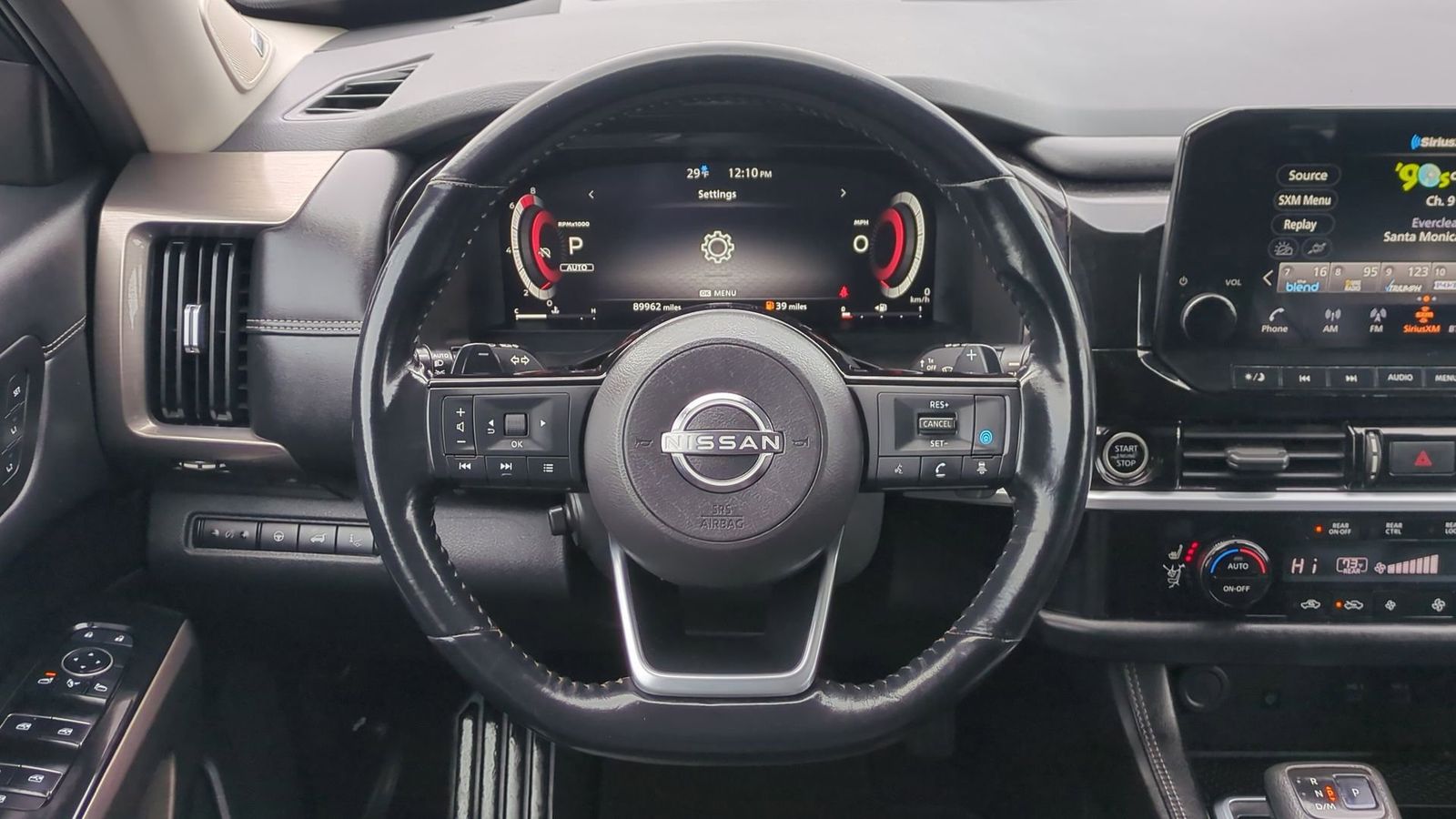 Thumbnail: 2022 Nissan Pathfinder - 22