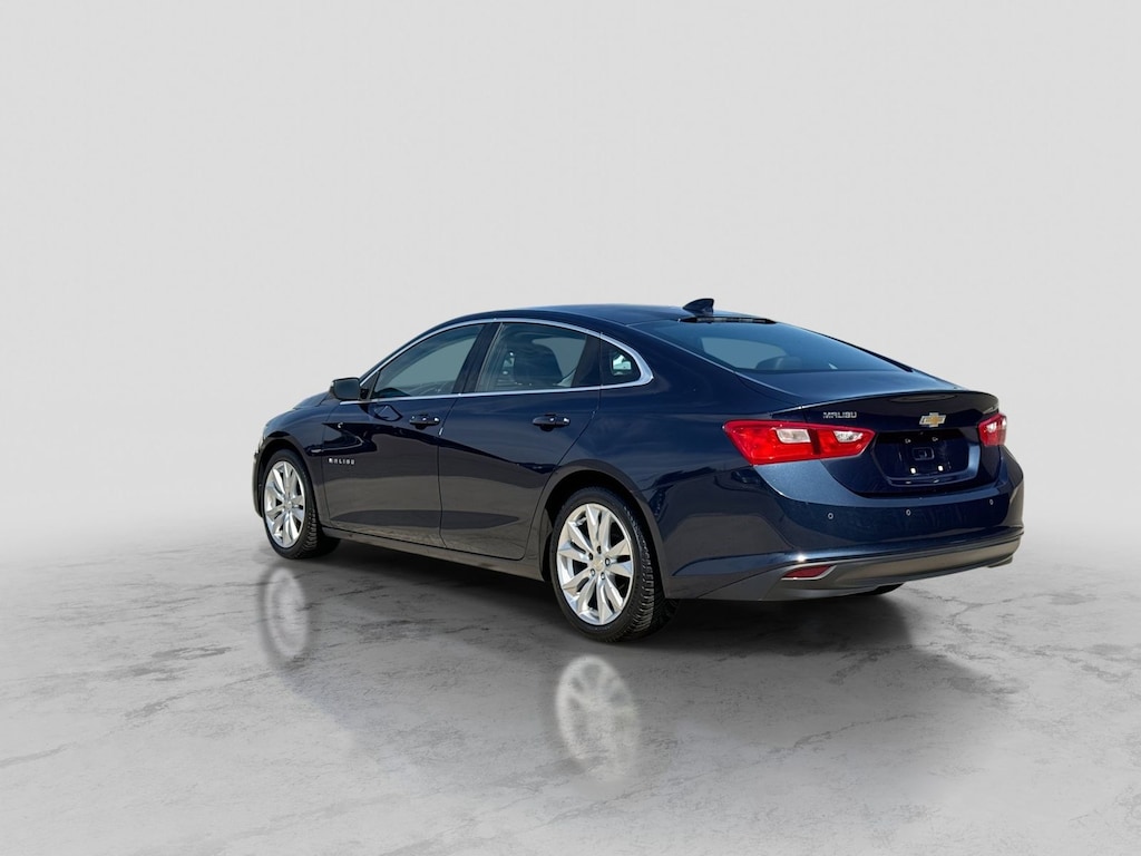 Used 2017 Chevrolet Malibu LT Sedan