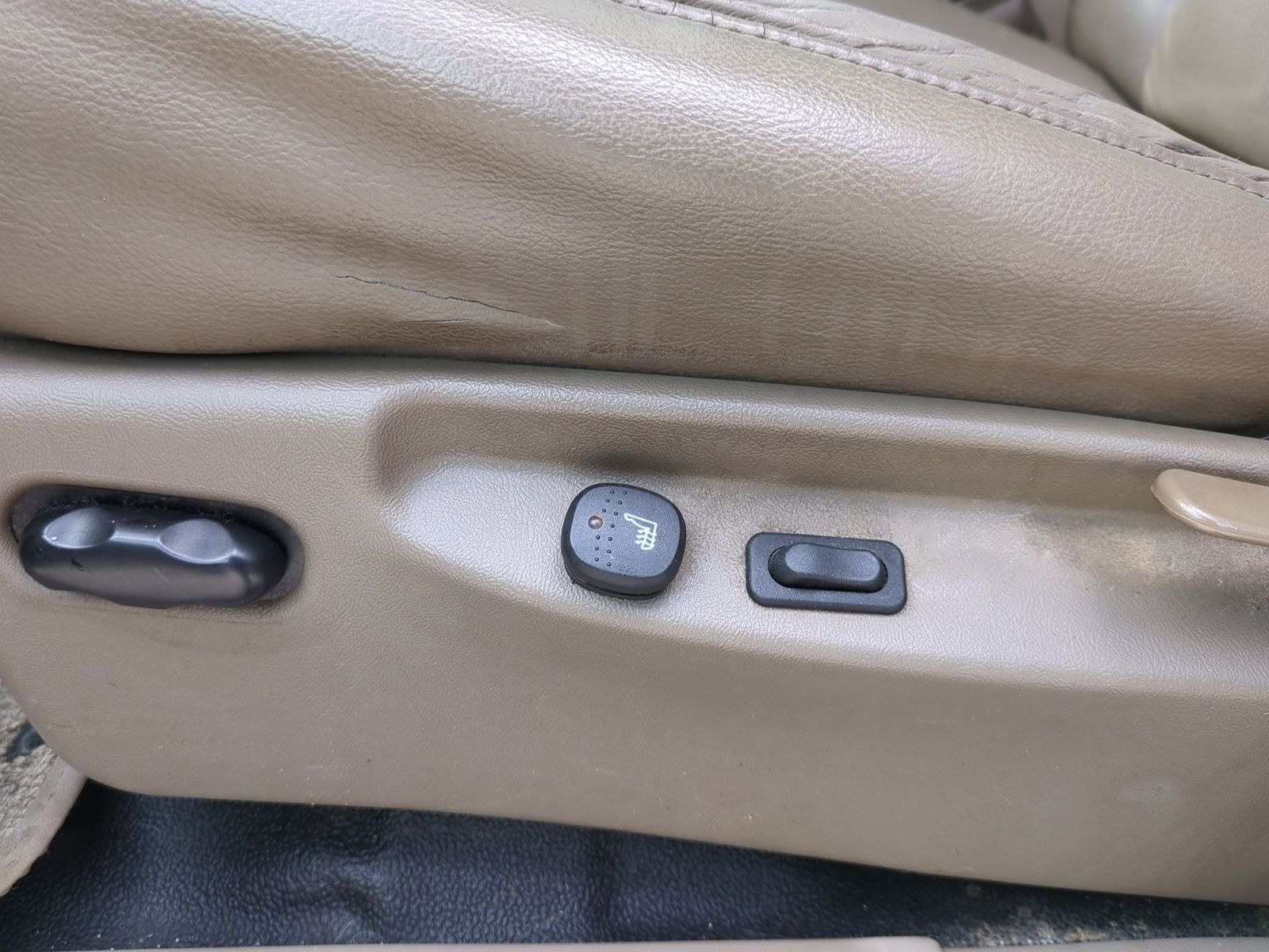 Thumbnail: 2003 Ford Explorer Sport Trac - 18