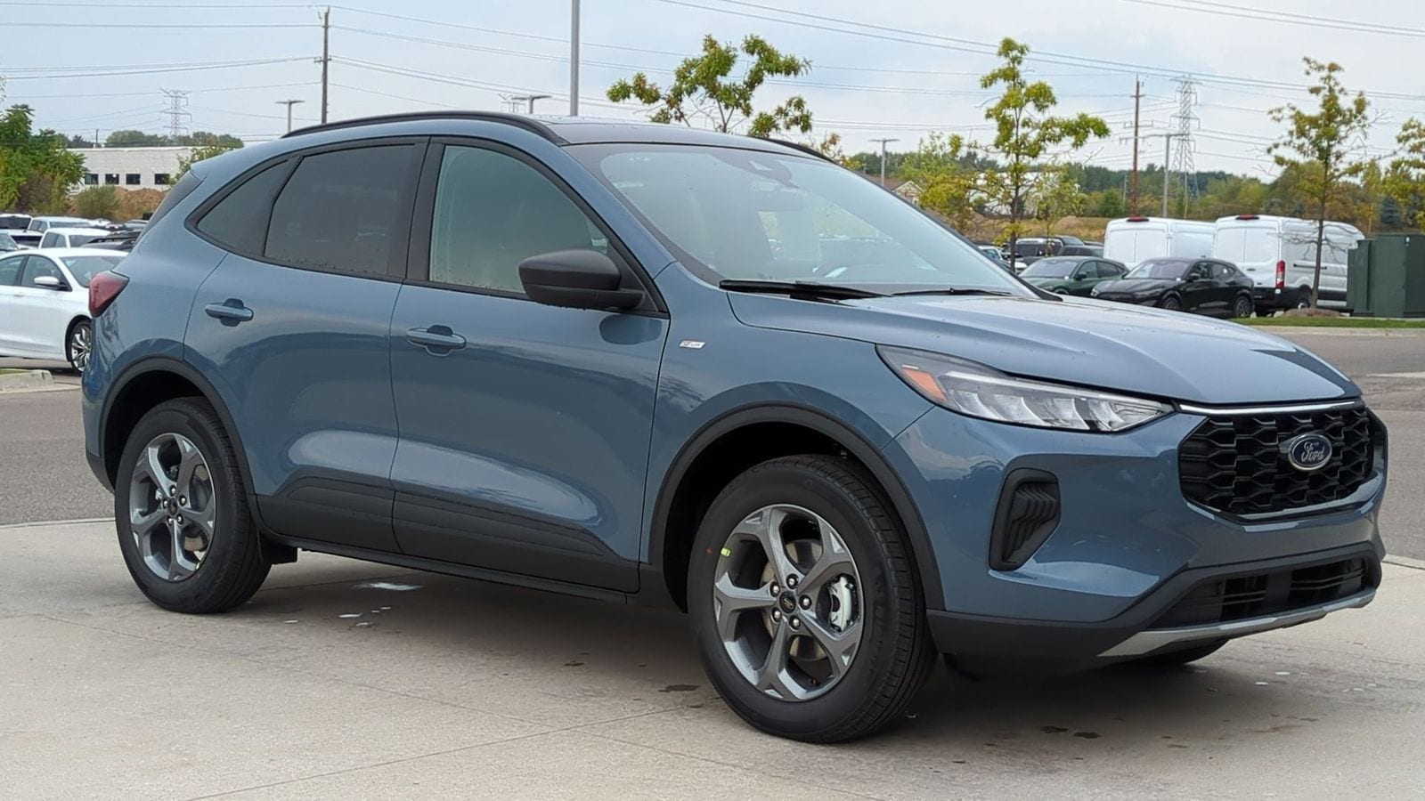 Thumbnail: 2025 Ford Escape - 8