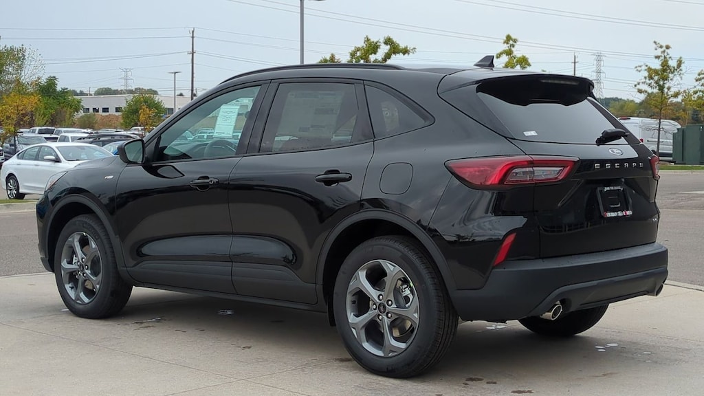 New 2025 Ford Escape ST-Line SUV