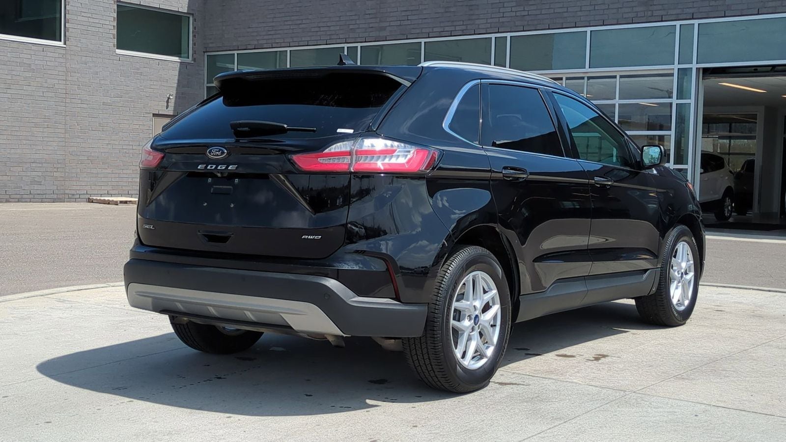 Thumbnail: 2021 Ford Edge - 7