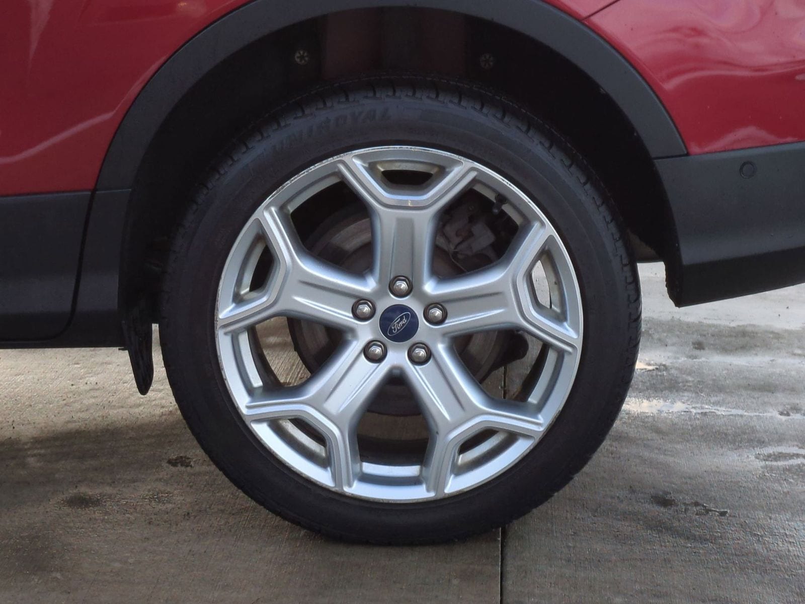 Thumbnail: 2019 Ford Escape - 16