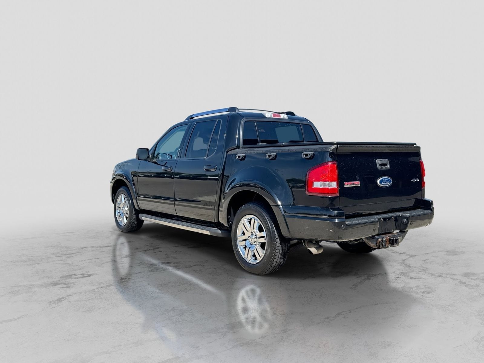 Thumbnail: 2010 Ford Explorer Sport Trac - 4