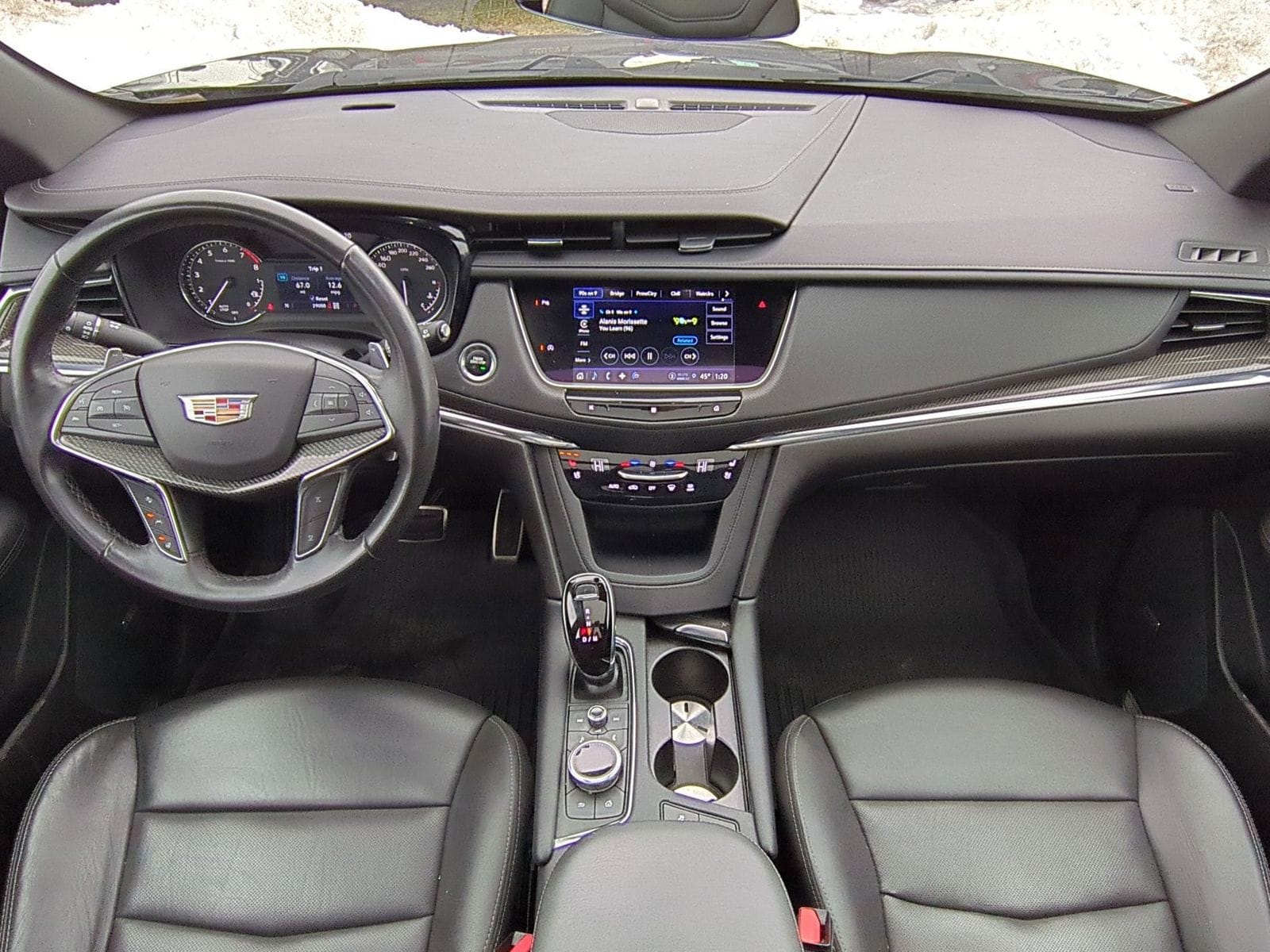 Thumbnail: 2021 Cadillac XT5 - 16