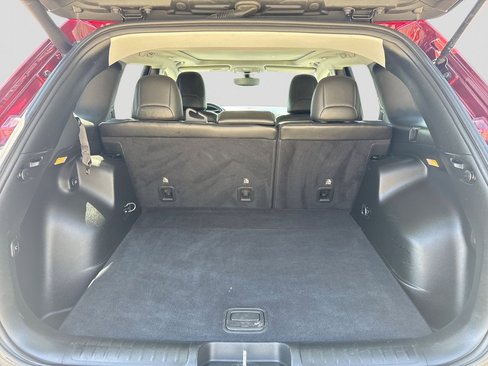 Thumbnail: 2019 Jeep Cherokee - 39