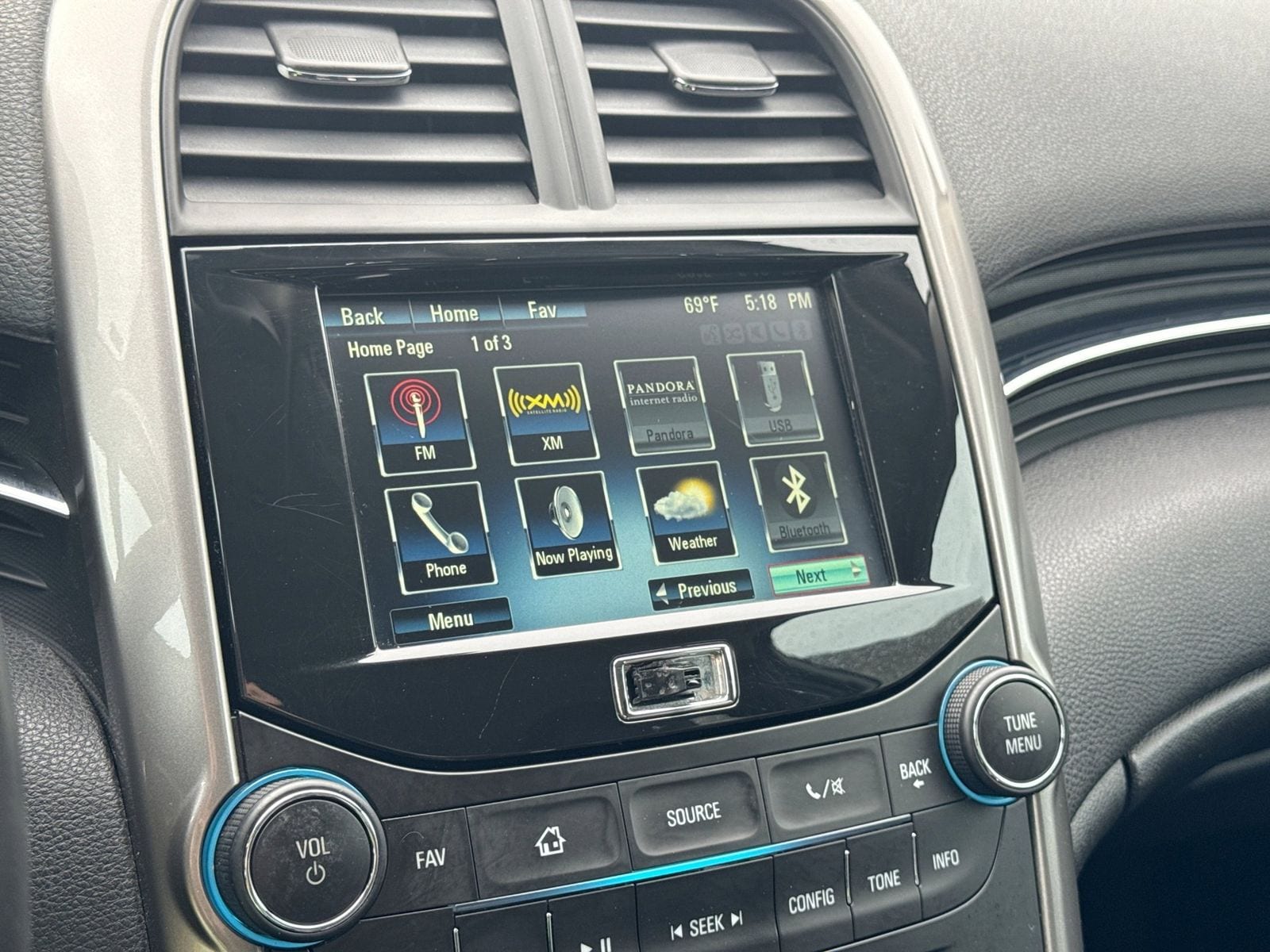 Thumbnail: 2015 Chevrolet Malibu - 28