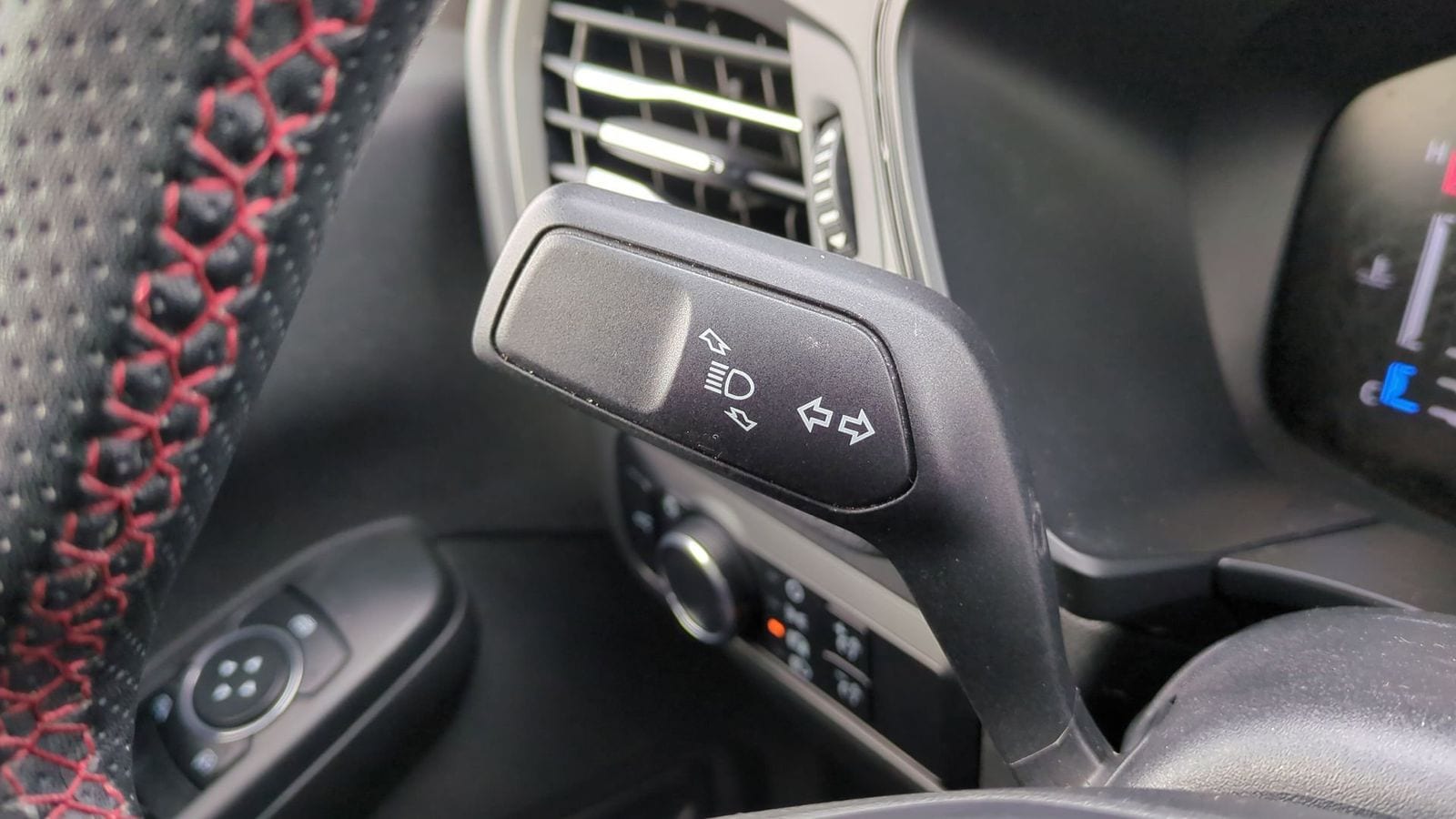 Thumbnail: 2023 Ford Escape - 26