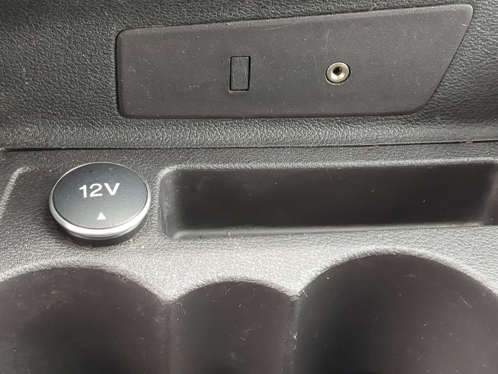 Thumbnail: 2015 Ford Transit Series - 26