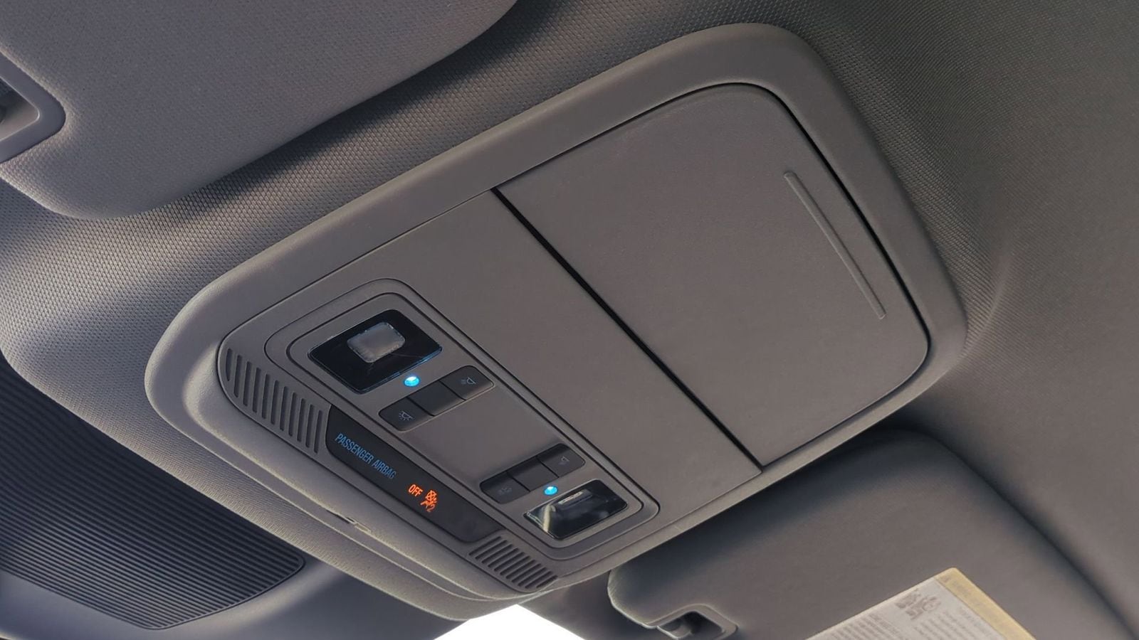 Thumbnail: 2023 Ford Explorer - 29