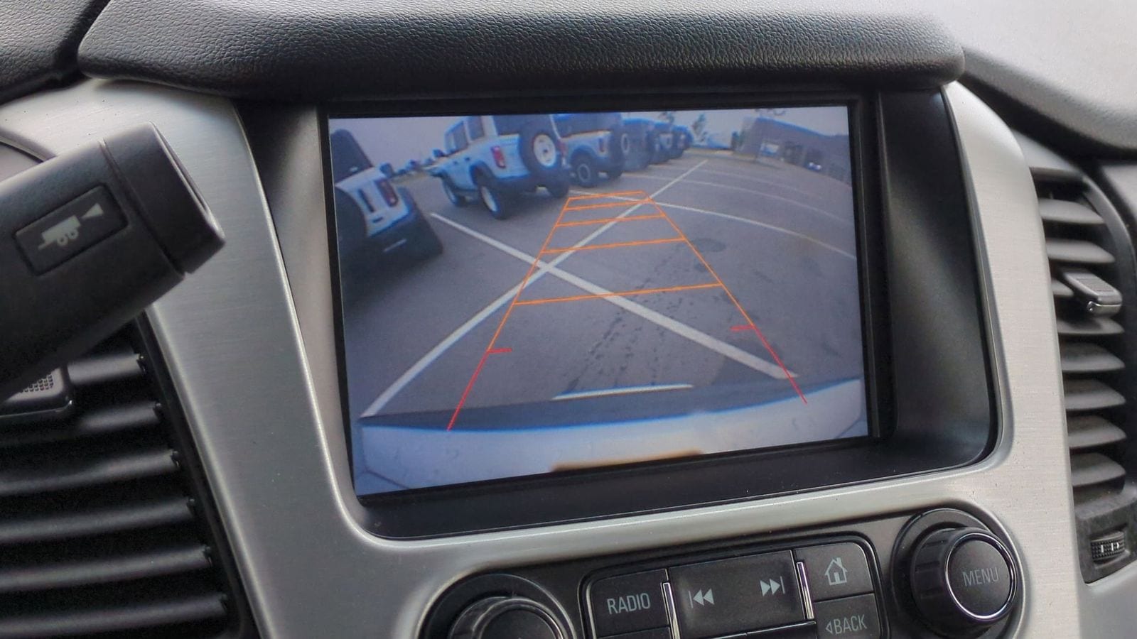 Thumbnail: 2015 GMC Yukon - 28
