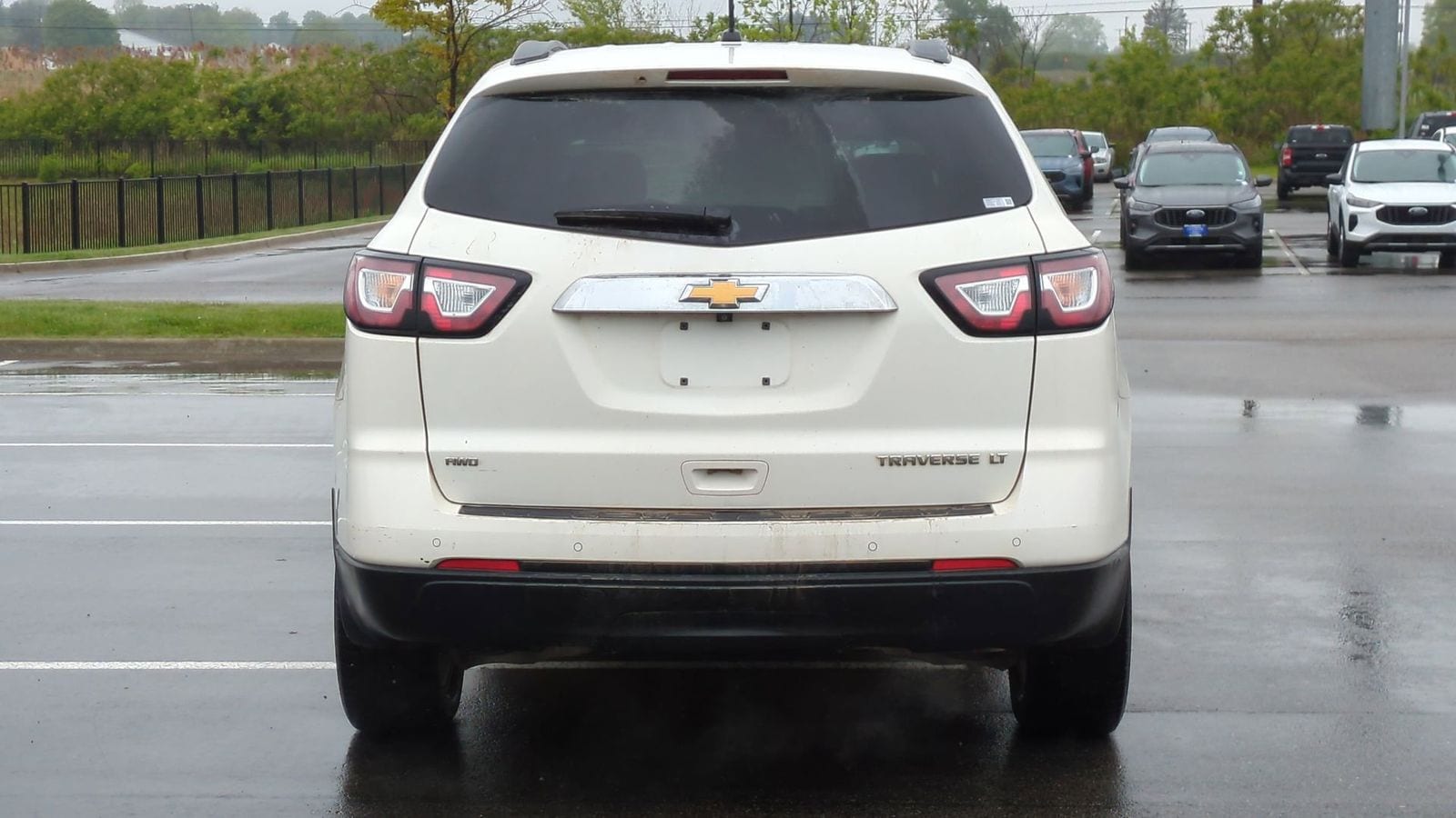Thumbnail: 2015 Chevrolet Traverse - 4