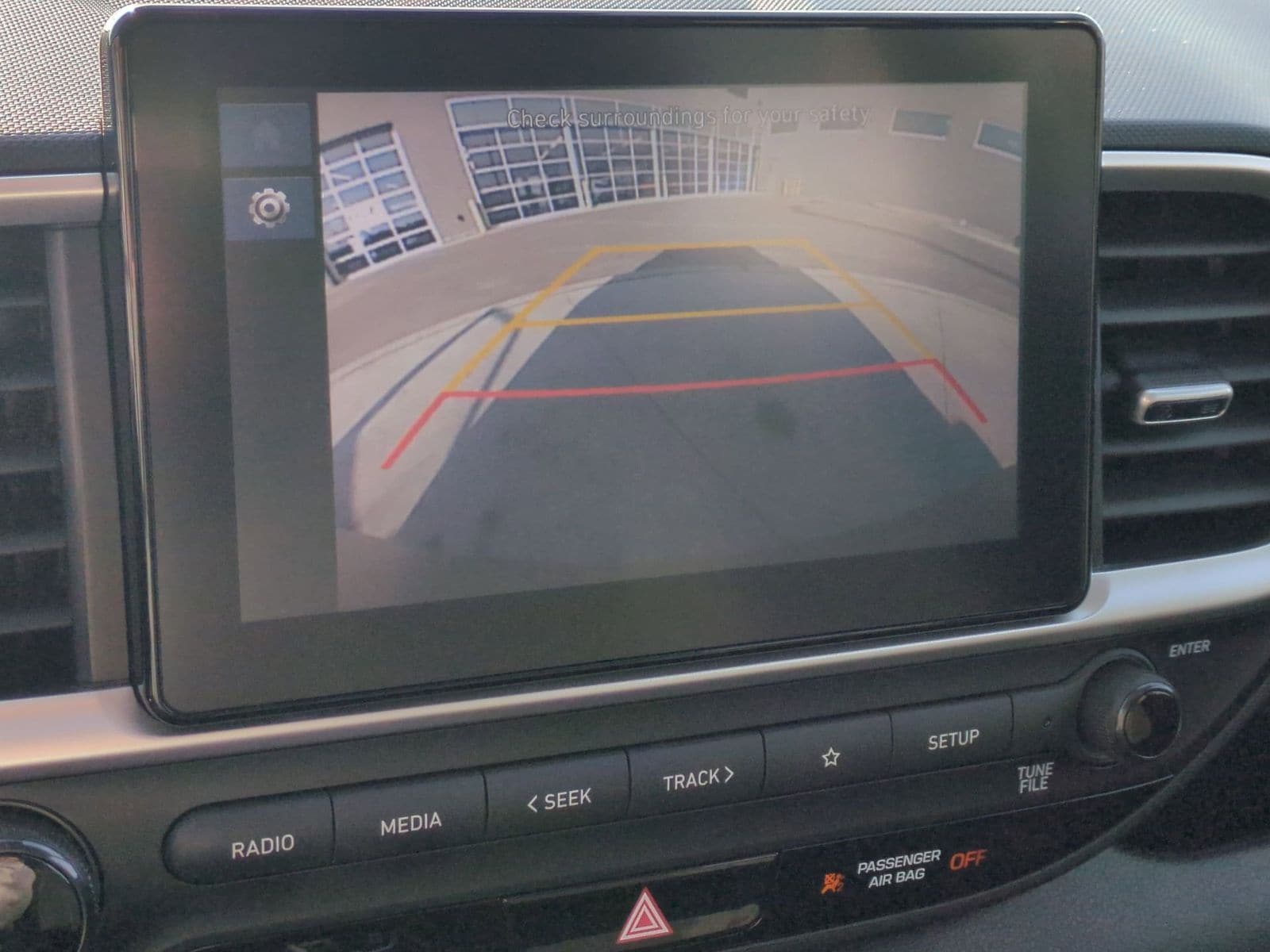 Thumbnail: 2023 Hyundai Venue - 31