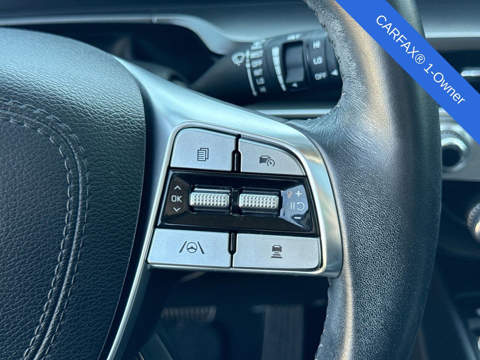 Thumbnail: 2023 Kia Telluride - 24