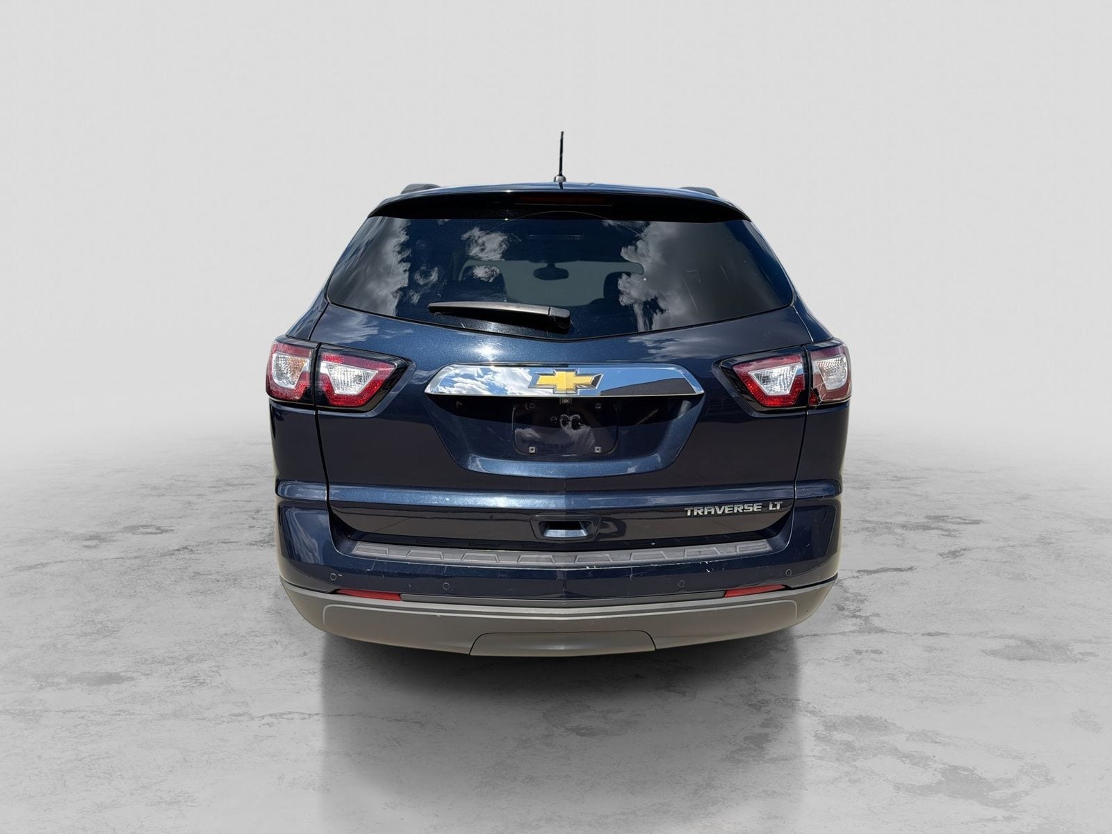 Thumbnail: 2015 Chevrolet Traverse - 6