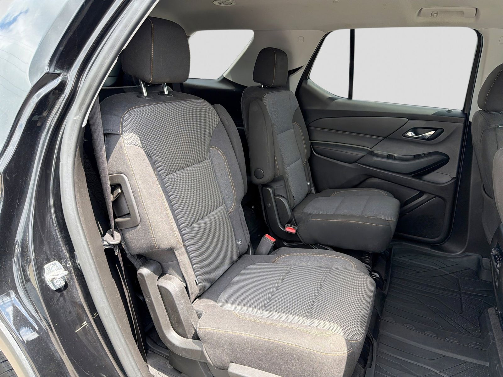 Thumbnail: 2019 Chevrolet Traverse - 24