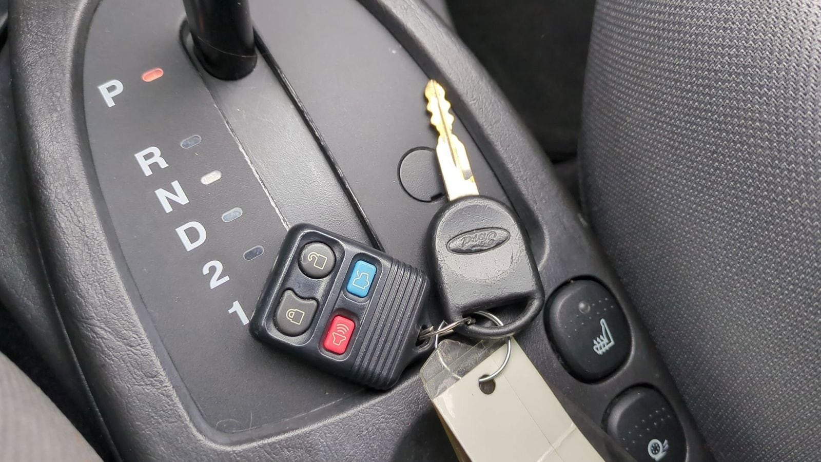 Thumbnail: 2007 Ford Focus - 35