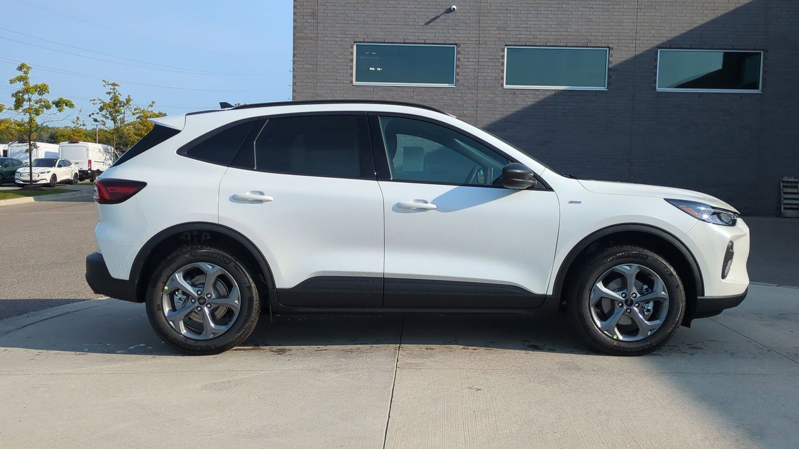 Thumbnail: 2025 Ford Escape - 8