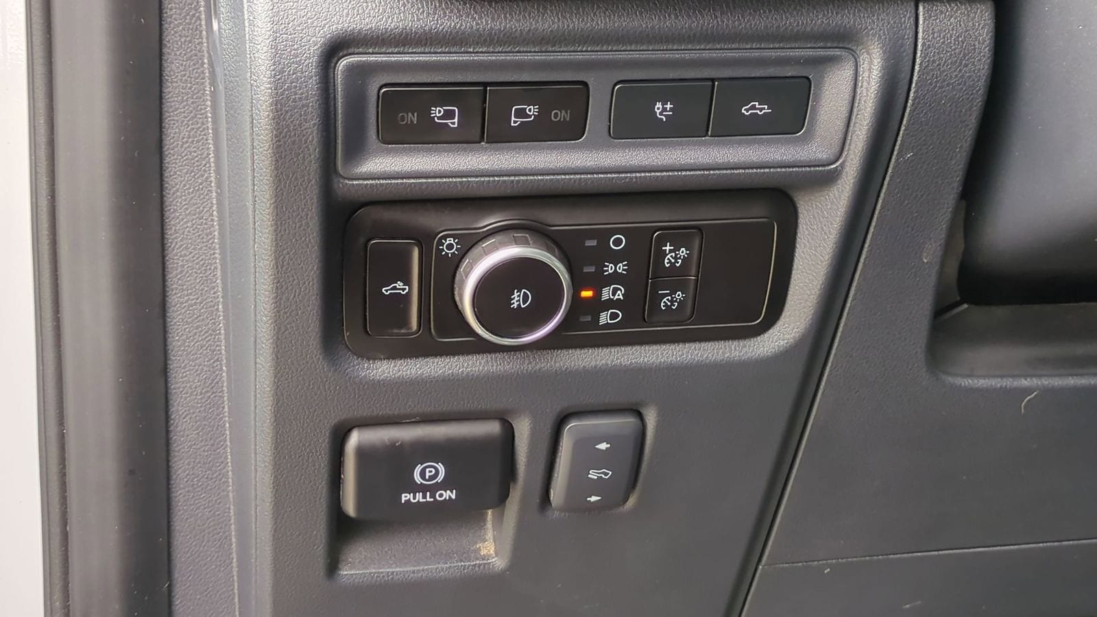 Thumbnail: 2023 Ford F-150 - 19