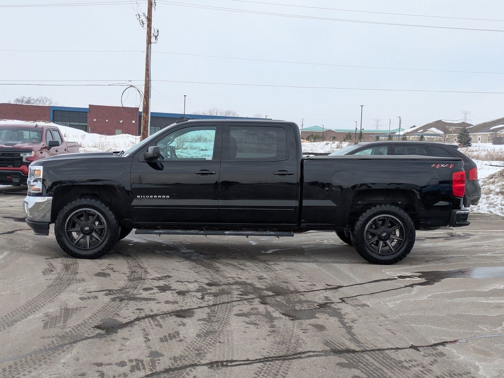 Used 2018 Chevrolet Silverado 1500 LT Truck