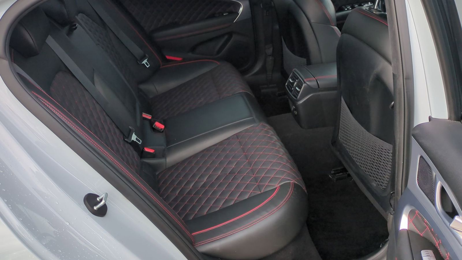 Thumbnail: 2019 Genesis G70 - 21