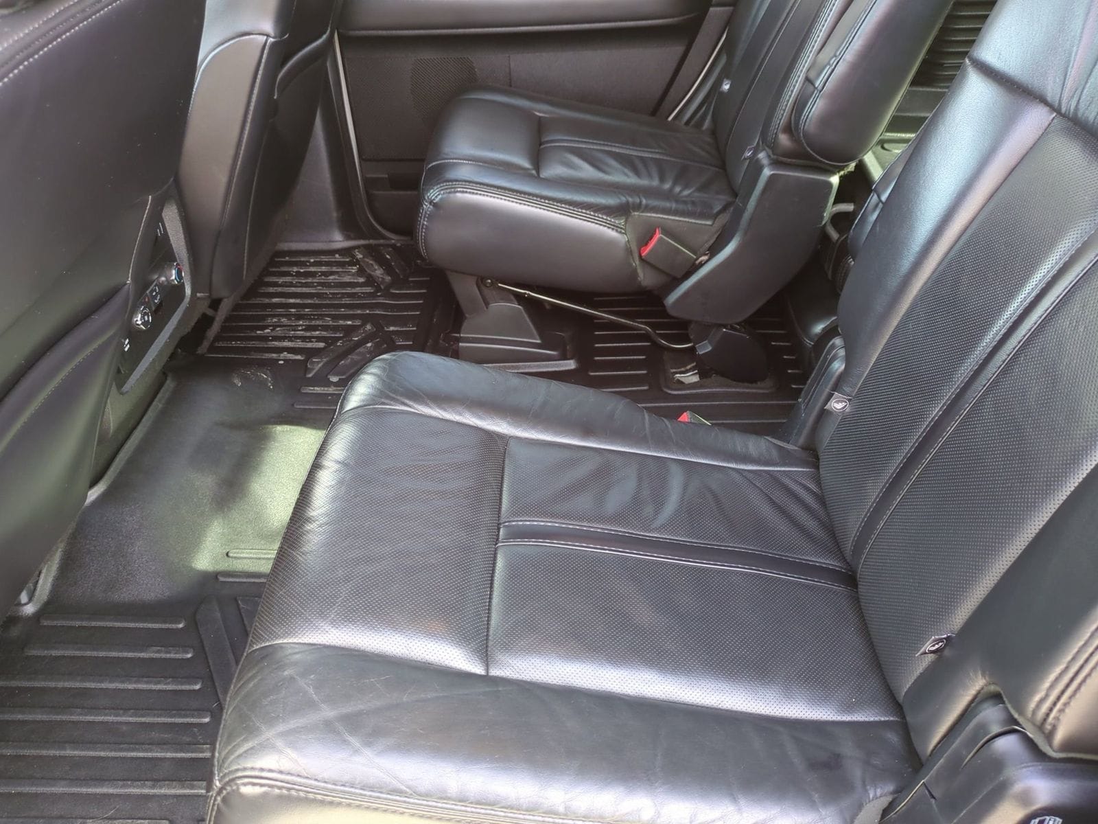 Thumbnail: 2016 Lincoln Navigator - 23