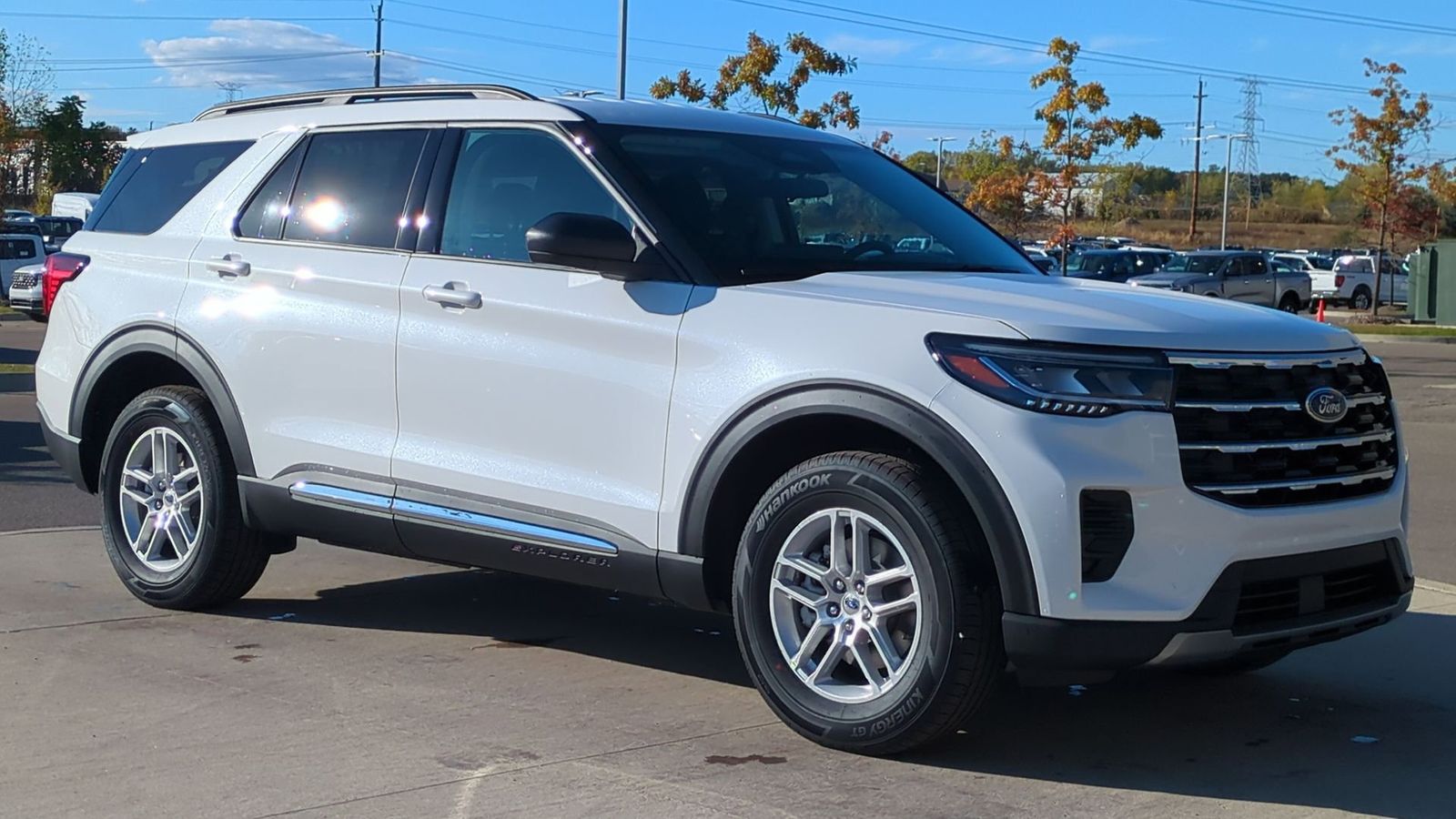 Thumbnail: 2025 Ford Explorer - 8