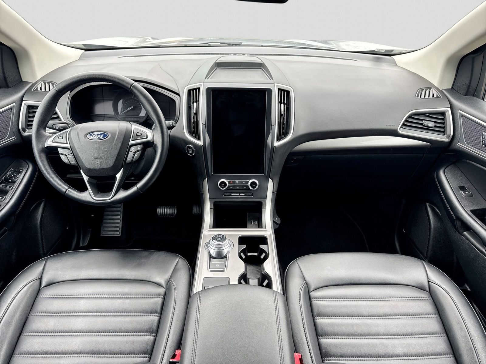 Thumbnail: 2023 Ford Edge - 17