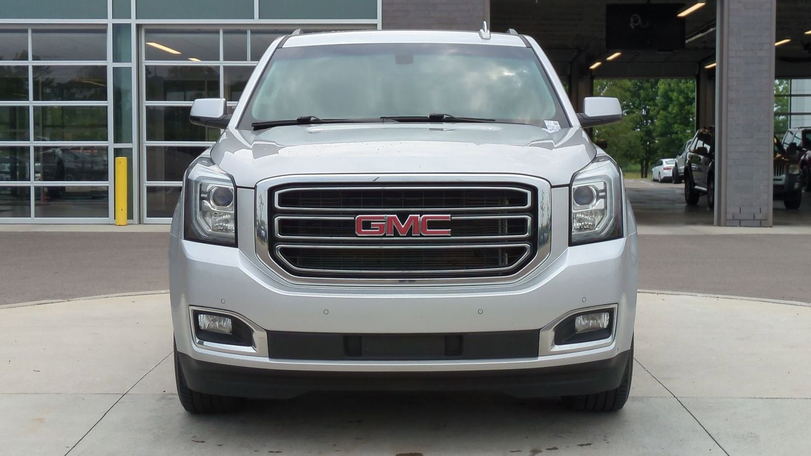 Thumbnail: 2015 GMC Yukon - 10