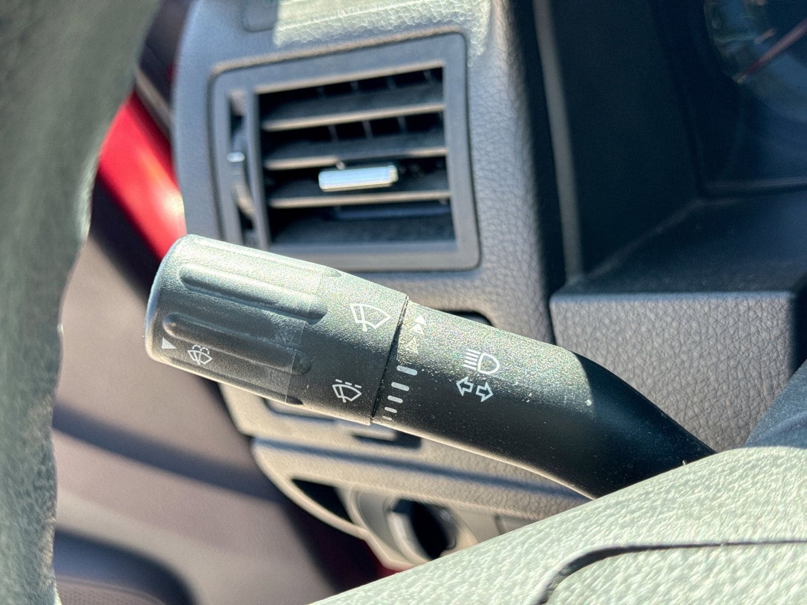 Thumbnail: 2010 Ford Fusion - 25