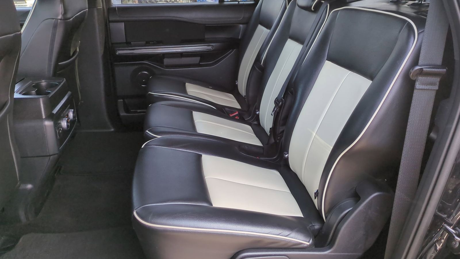 Thumbnail: 2021 Ford Expedition MAX - 17