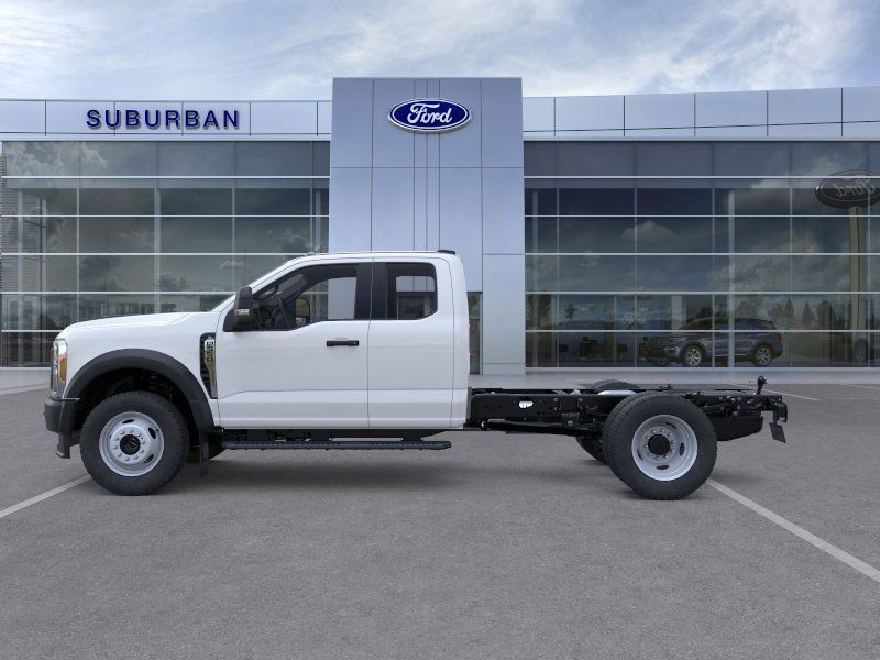 Thumbnail: 2025 Ford F-550 - 3