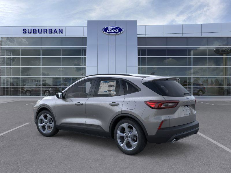 2025 Ford Escape ST-Line photo 4