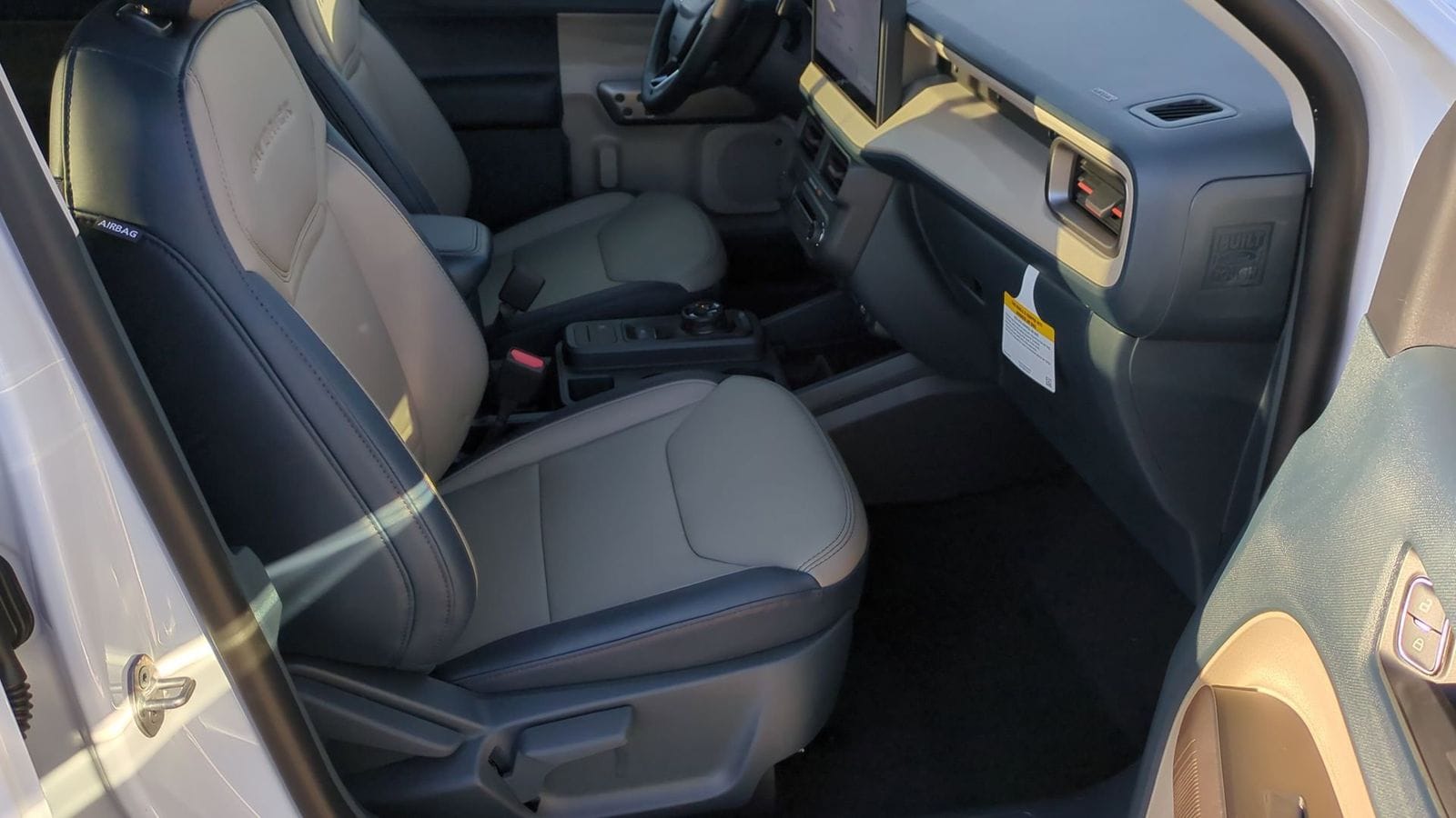 Thumbnail: 2025 Ford Maverick - 19