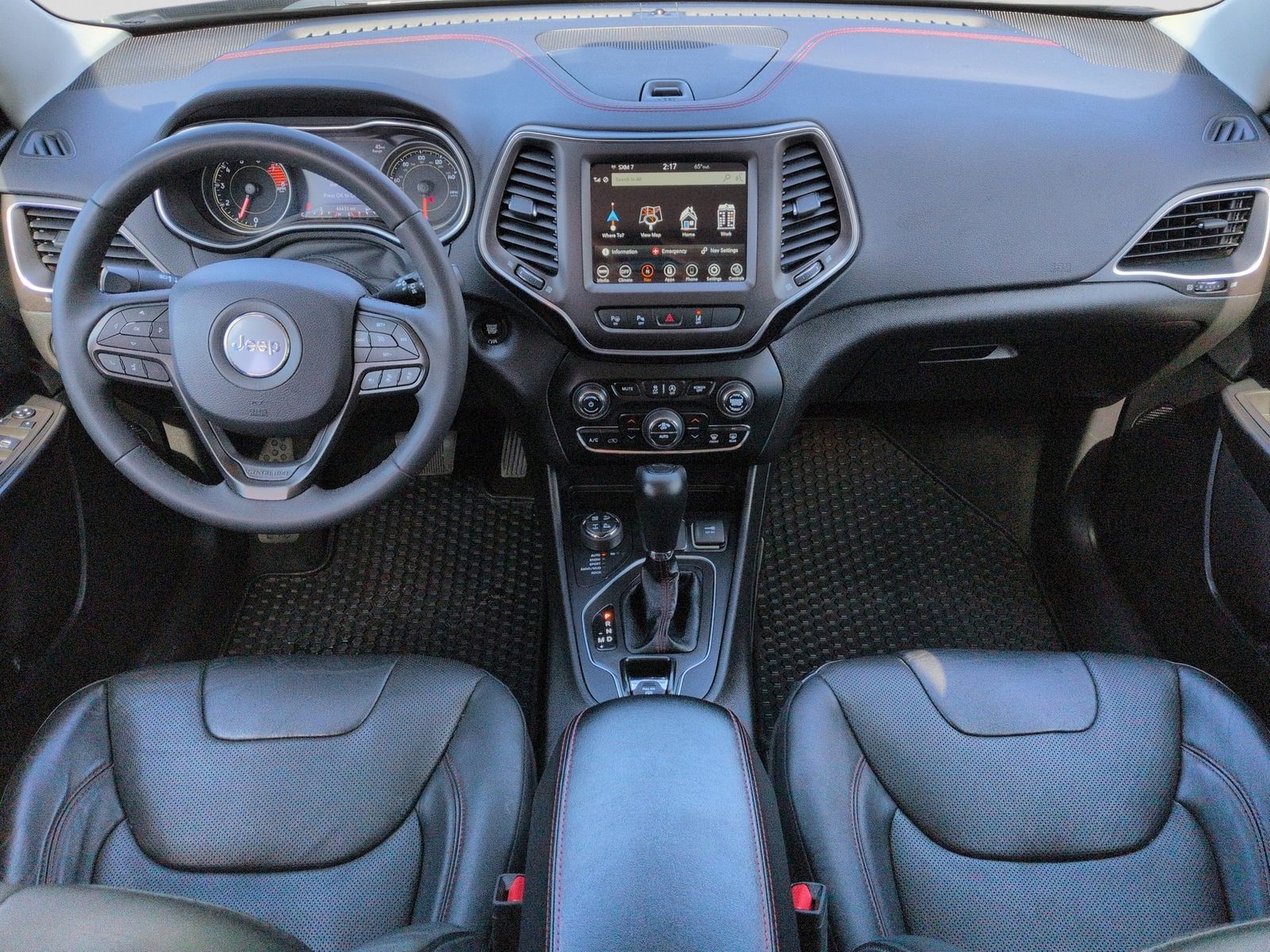 Thumbnail: 2021 Jeep Cherokee - 19